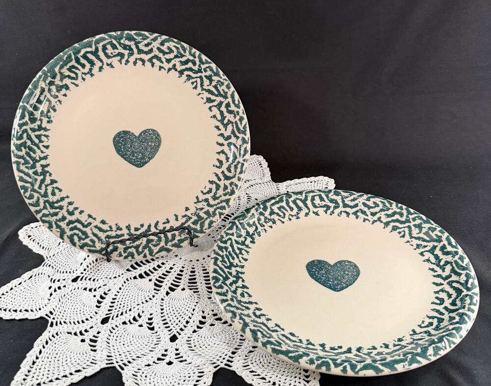 Tienshan Folk Craft Hearts Green Sponge Dinner Plates Set 2 10.5" Vintage